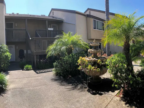 8529 Villa La Jolla Dr APT F, La Jolla, CA 92037