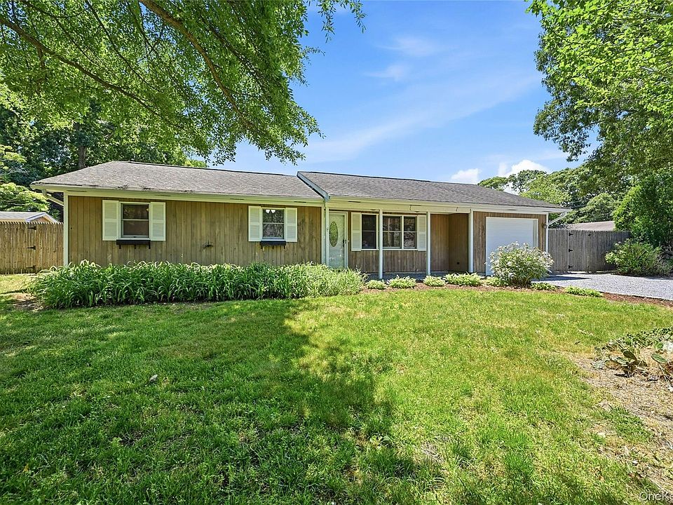 1st image of 10 Twin Pine Lane