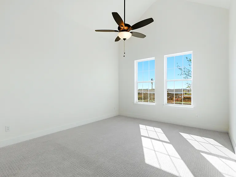 7143 Lathrop Ln — Photo 3