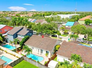9759 SW 161st Pl, Miami, FL 33196