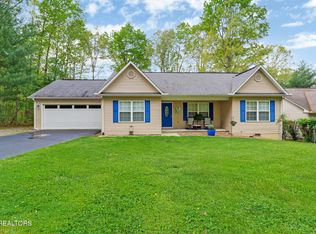 5008 Chinook Ln, Crossville, TN 38572
