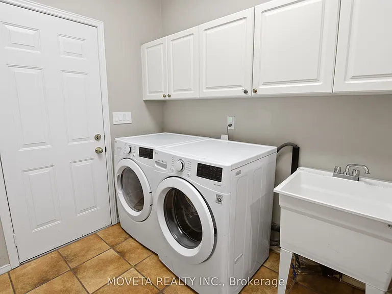 30 Briardale Pl — Photo 27