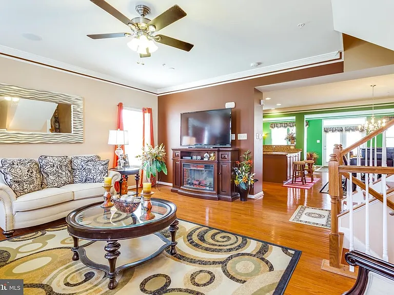 4287 Talmadge Cir — Photo 15