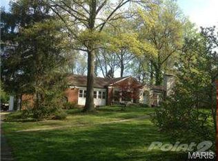 209 Calverton Rd, Saint Louis, MO 63135