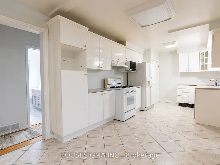 1 Cherrylane Dr N — Photo 7