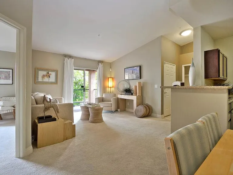 Los Cabos Apartments — Photo 1
