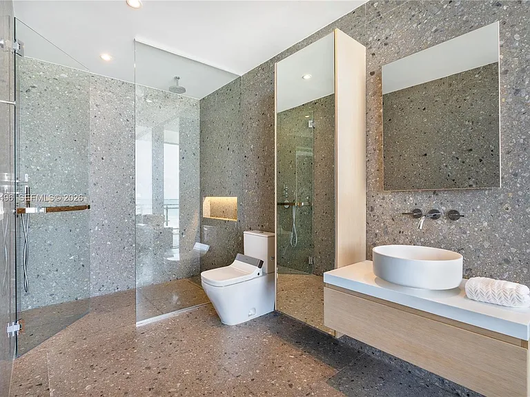 8701 Collins Ave #1103 — Photo 11