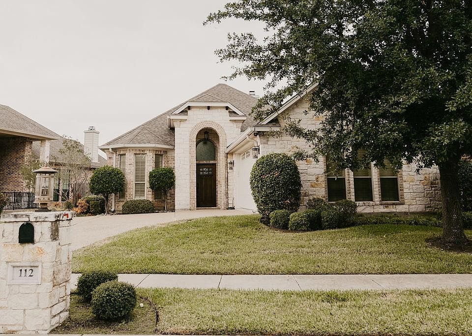 1st image of 112 Cambridge Cir