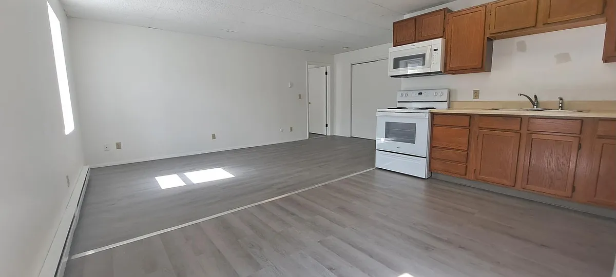 Unit Photo - 612 Dorey St #5