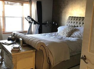 11001 Oak Grove Cir UNIT B, Woodbury, MN 55129