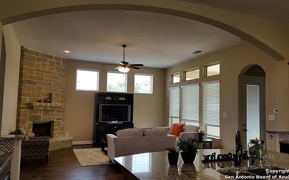 3rd image of 2803 Piping Rock