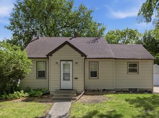 1319 12th St N, Fargo, ND 58102