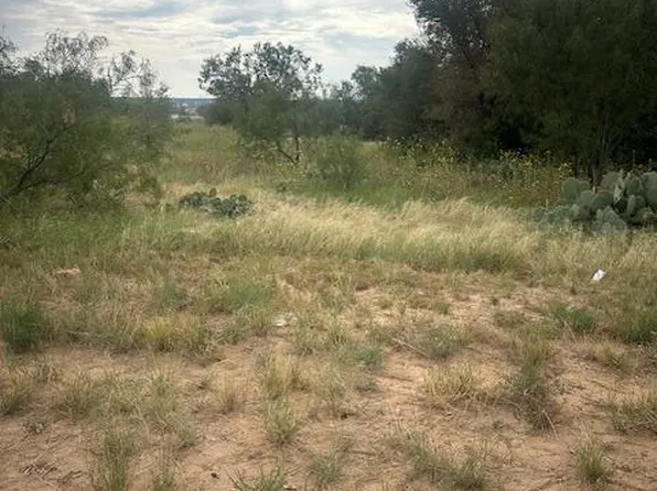 206/208 NE 12th St, Big Spring, TX 79720