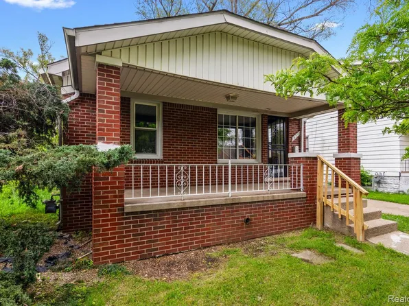15730 Winthrop St, Detroit, MI 48227
