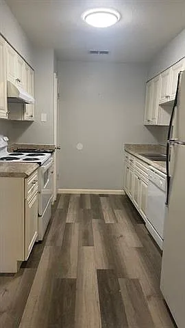 4230 Chateau Blvd #C — Photo 9