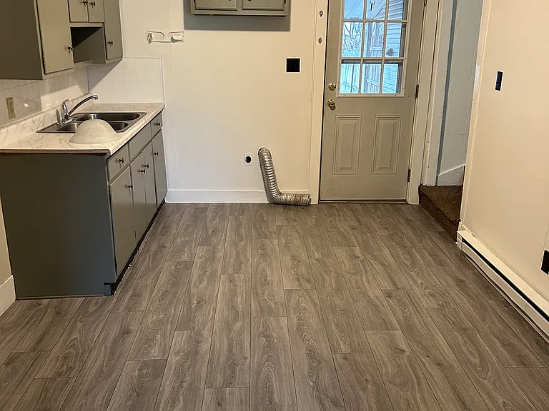 125 W Main St — Photo 5