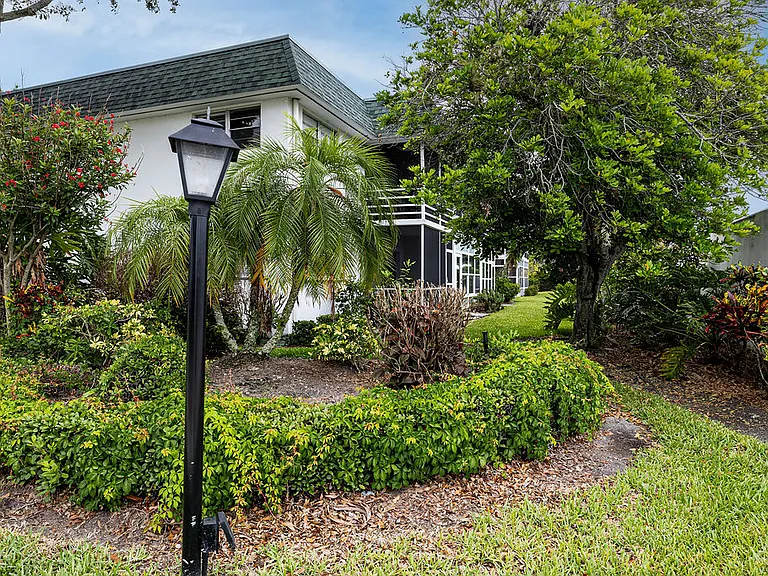 2800 Indian River Blvd #R9 — Photo 38