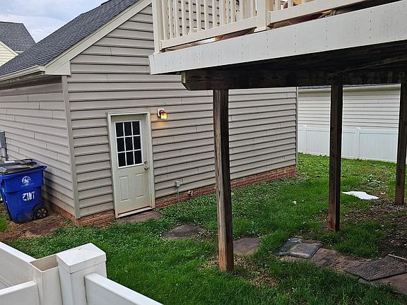 4th image of 2107 Battery Ln