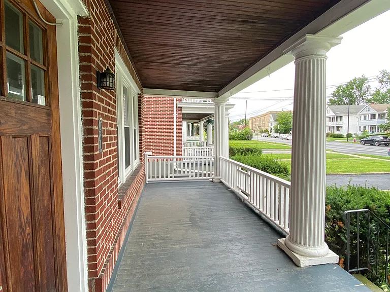 354 New Scotland Ave — Photo 3