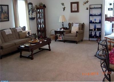 4th image of 73 McEwen Dr W
