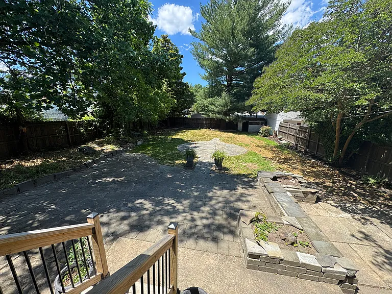 708 Dorsey Ave — Photo 11