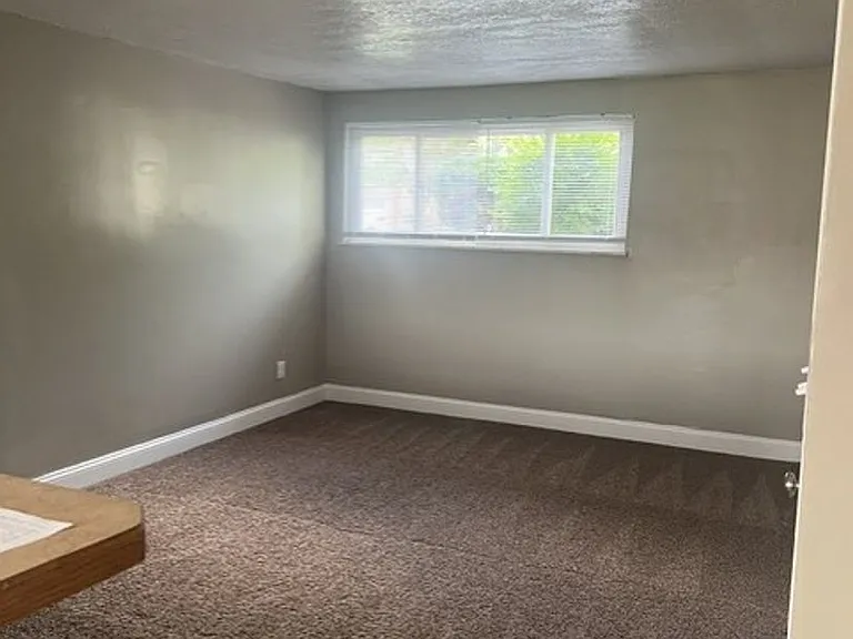4806 Northcrest — Photo 1