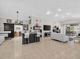 10344 Sunset Bend Dr, Boca Raton, FL 33428