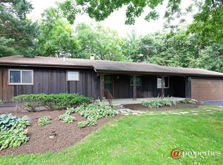 1508 Circle Dr, Elgin, IL 60120