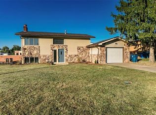 1317 Lexington Dr, Collinsville, IL