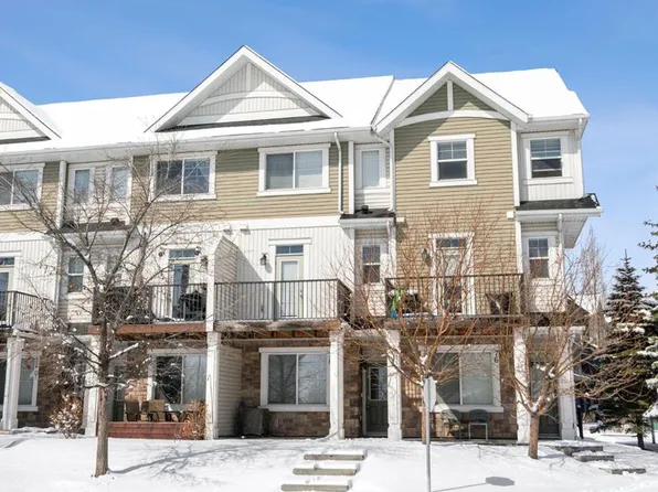 78 New Brighton Lndg SE, Calgary, AB T2Z 1C1