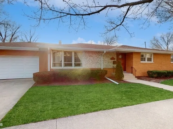 1332 Oak St, Western Springs, IL 60558