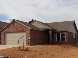 10009 Blue Wing Trl, Yukon, OK 73099