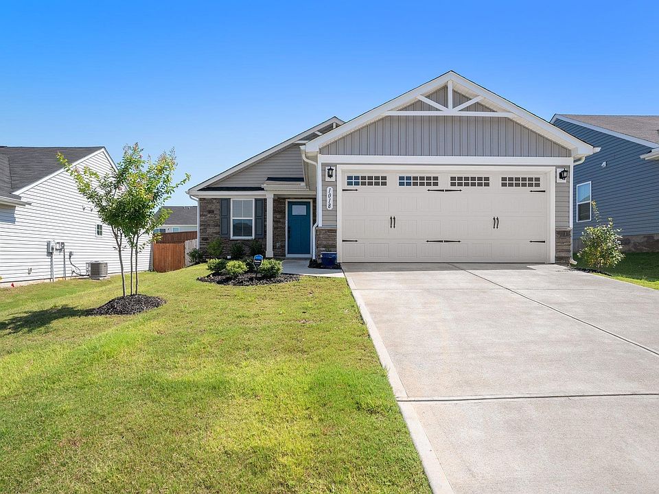 1st image of 1018 Hunter Green Ln