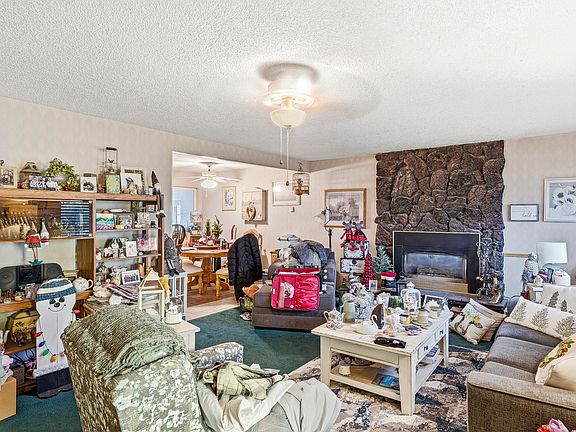 5th image of 4480 N Magnolia Dr