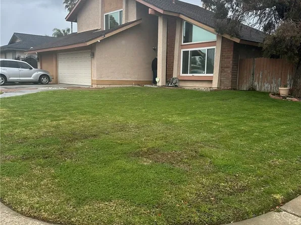 2035 N Spruce Ave, Rialto, CA 92377
