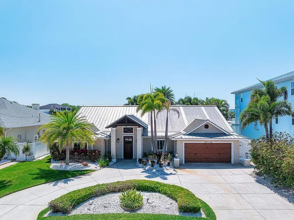 304 Osceola Rd, Belleair, FL 33756