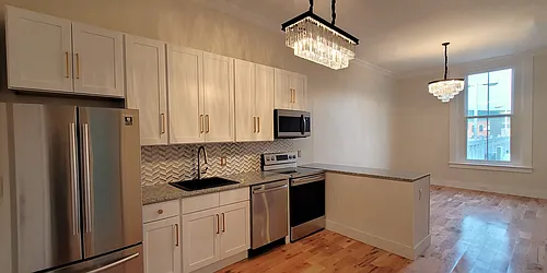110 Baldwin St #303 Photo 1