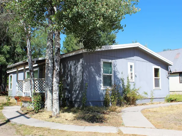 907 Beaumont Ave, McCloud, CA 96057