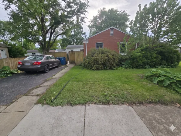1640 N Prairie Ave, Crest Hill, IL 60403