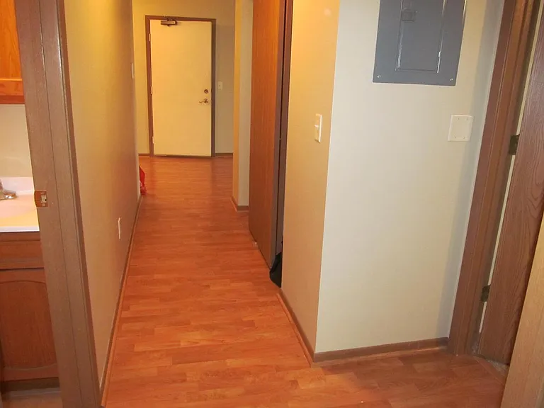 2035 Sylvan Way — Photo 5
