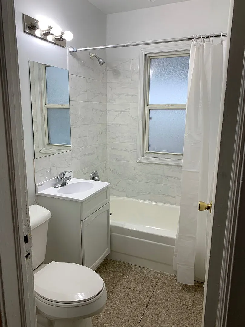 Beautiful 6 bedroom house in Minneapolis!! — Photo 3