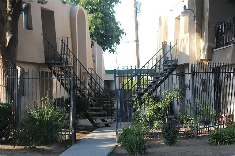 Sierra Vista Apts