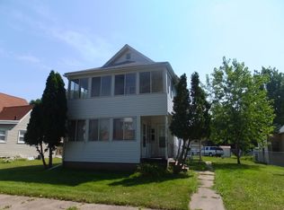 1433 1/2 39th St, Rock Island, IL 61201