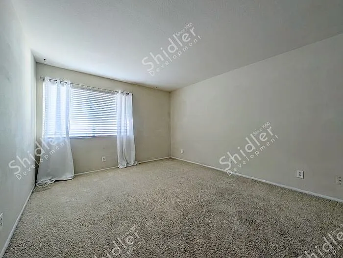 1965 E Coulston St — Photo 51