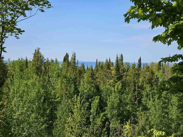 Summerhill Way #10, Charlevoix, MI 49720