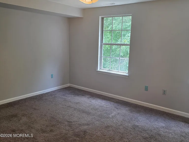 421 Ibis Ct — Photo 10