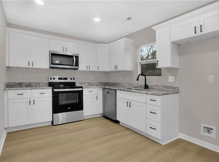 16209 Smithfield Heights Dr, Smithfield, VA 23430