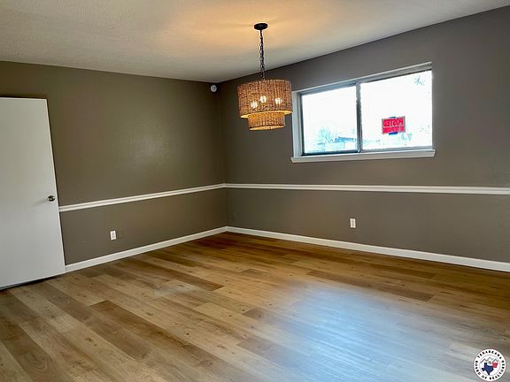 3rd image of 1 Sidney Dr