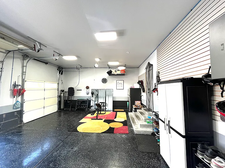 7729 Villa Gabriela Ave #B — Photo 12