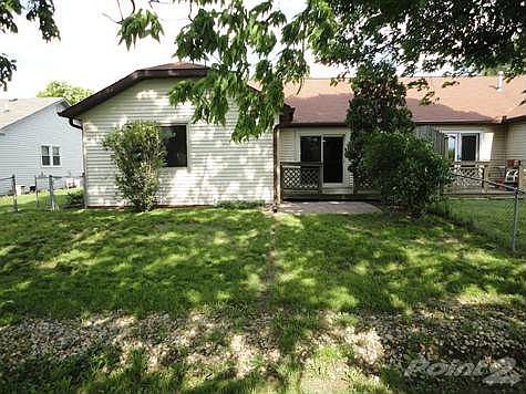 Nice backyard with shade trees to beat the heat